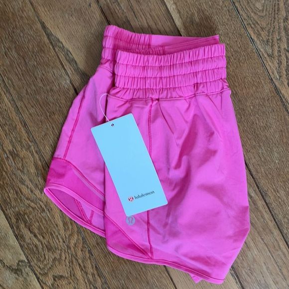 lululemon athletica Pants - Lululemon Hotty Hot High-Rise Short 4" SONIC PINK  SIZE 4 Running  NWT 2022